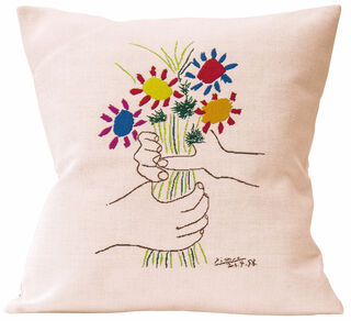 Kissenhülle "Hände mit Blumenstrauß" von Pablo Picasso