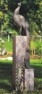 Gartenskulptur "Pfau" (ohne Säule), Bronze von Hans Huschka